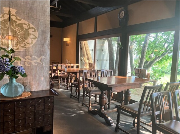 店内の様子1